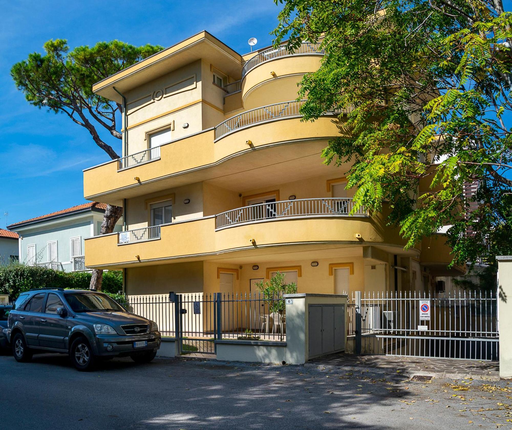 Residenza Raggio Apartman Riccione Kültér fotó