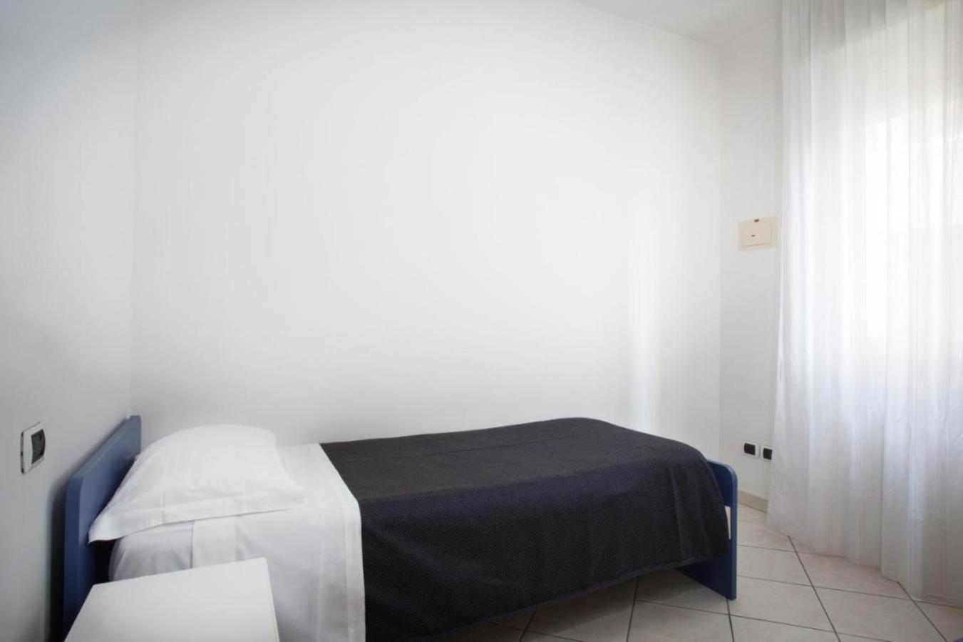 Residenza Raggio Apartman Riccione Kültér fotó